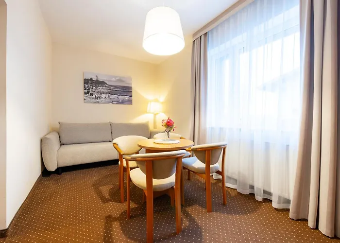 Goscinne Anna Проживание в семье Реваль